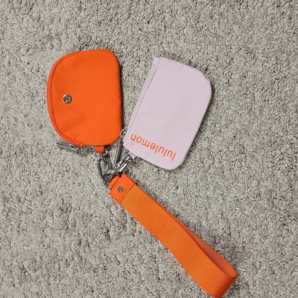 NWOT Lululemon Dual Pouch Coral Peach Orange/ Pink Siler - Picture 2 of 4